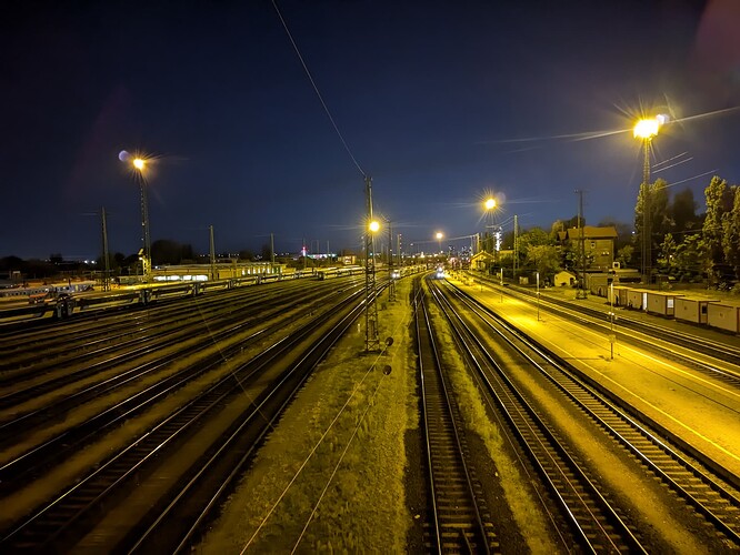 PXL_20250903_202837336